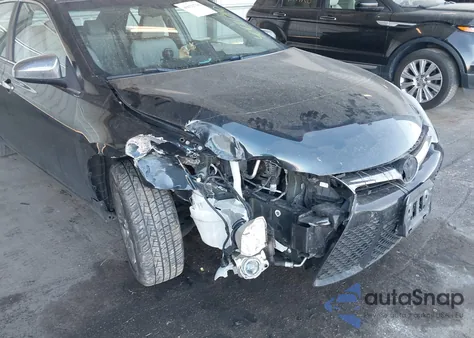 2015 Toyota Camry Le z USA, uszkodzony, nr VIN 4T1BF1FK9FU025529